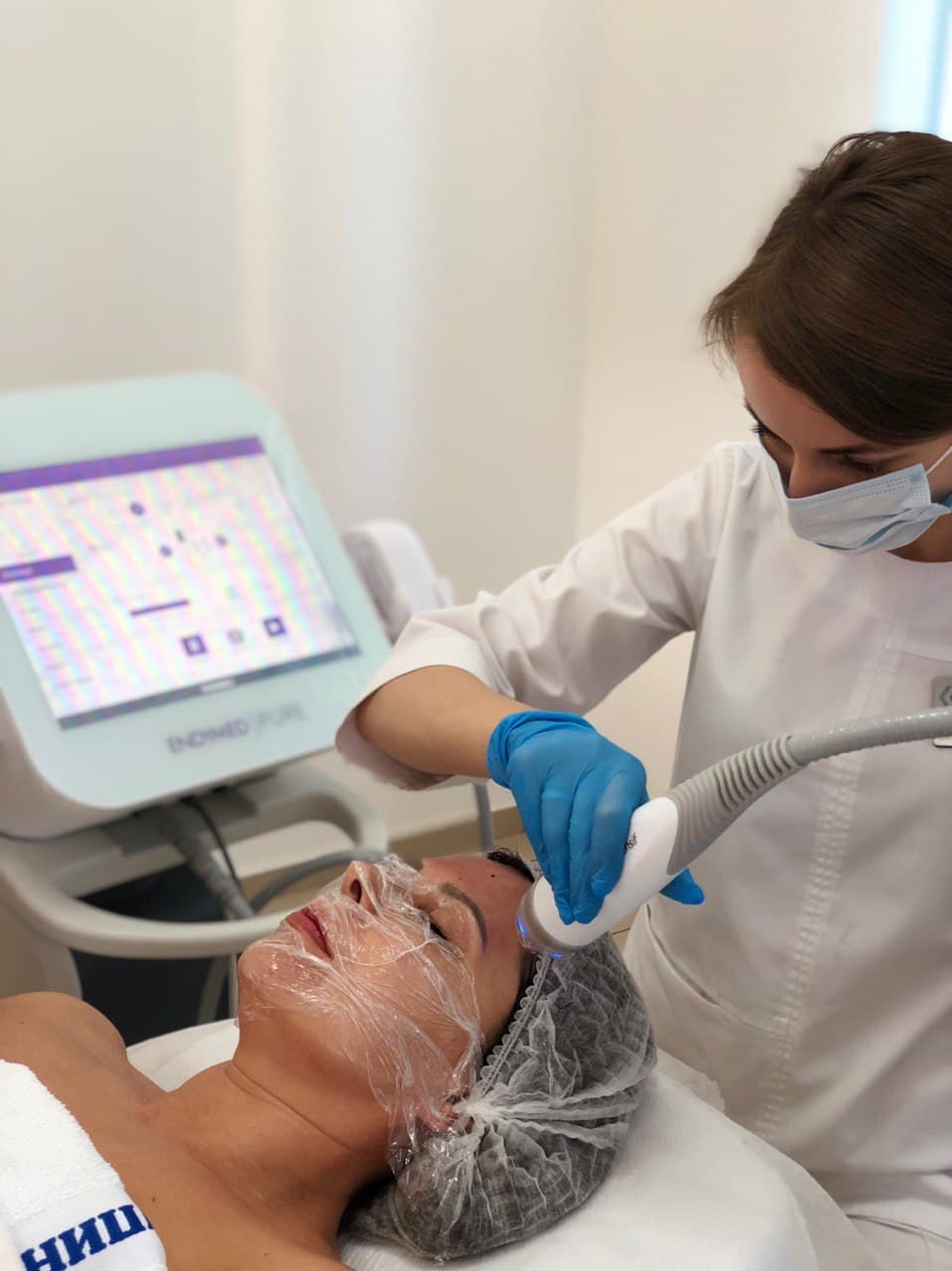 Мікроголковий RF ліфтинг EndyMed-_4